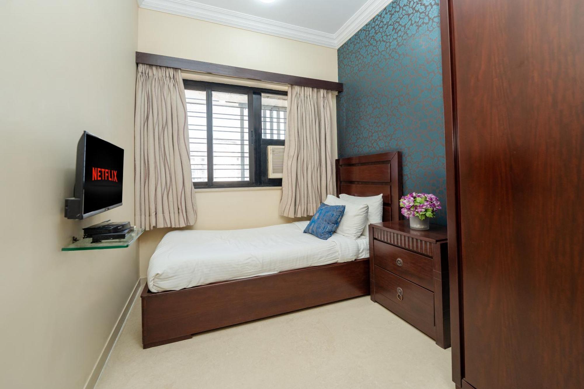 Lalco Residency Hotel Mumbai Exterior photo